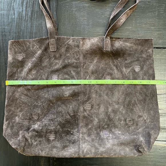 Tom’s Brown Cosmopolitan Soft Suede Tote Bag - Picture 7 of 9